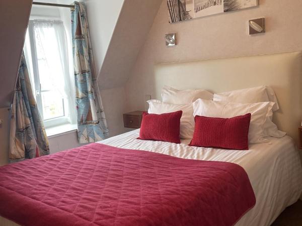 Hôtel de la Pointe du Grouin : photo 1 de la chambre chambre double classique avec baignoire