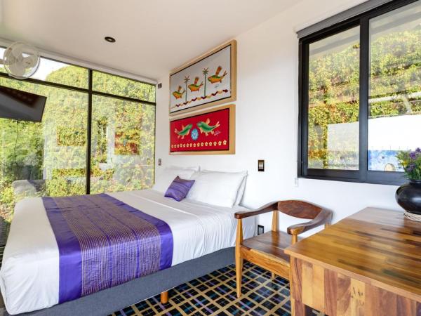 Cabane Container Hotel - ADULTS ONLY : photo 5 de la chambre chambre lit king-size - vue sur mer