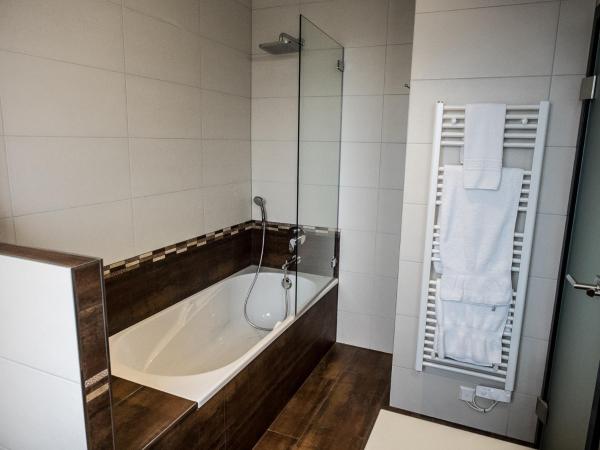 Hotel Pax : photo 2 de la chambre chambre double lit queen-size