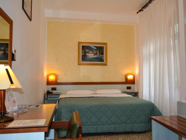 Hotel Condor : photo 4 de la chambre chambre double ou lits jumeaux
