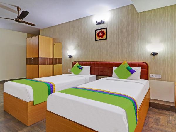 Treebo Akshaya Mayflower Vijaya Bank Layout : photo 6 de la chambre [sanitized] deluxe double room