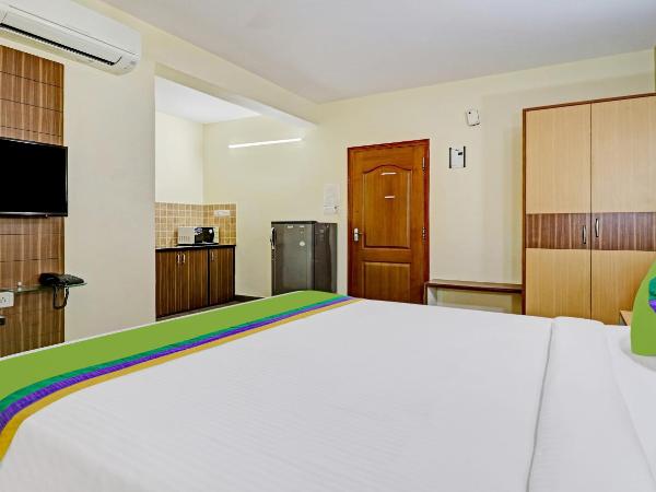 Treebo Akshaya Mayflower Vijaya Bank Layout : photo 9 de la chambre [sanitized] deluxe double room