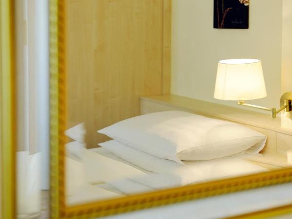 Hotel Scherer : photo 8 de la chambre chambre lits jumeaux