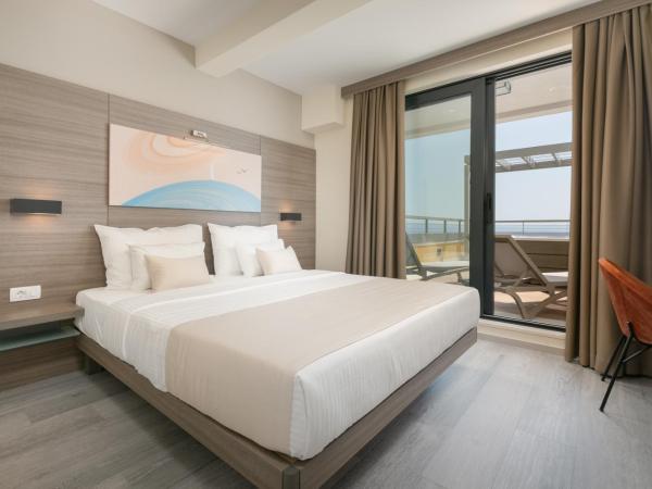 Hotel Antonio : photo 4 de la chambre suite lit king-size - vue sur mer