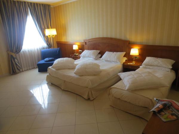 Hotel Joyfull : photo 2 de la chambre chambre triple
