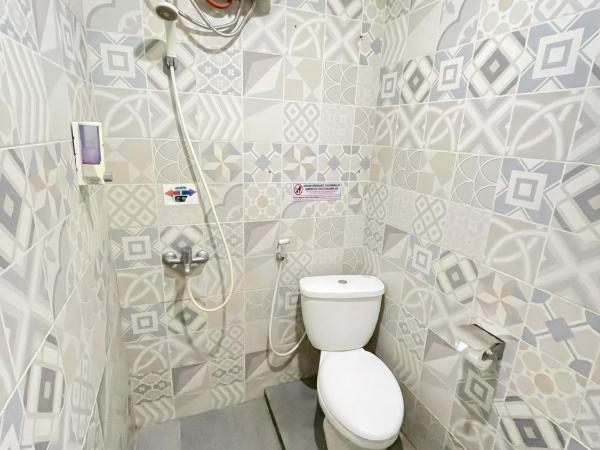 Otu Hostel By Ostic : photo 6 de la chambre chambre double avec salle de bains commune