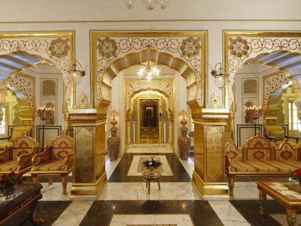 The Raj Palace (Small Luxury Hotels of the World) : photo 3 de la chambre suite présidentielle