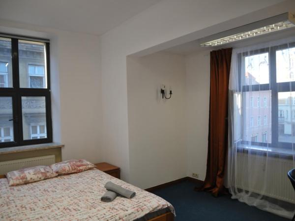 Erasmus Rooms Genius- 24h self check-in : photo 9 de la chambre chambre double