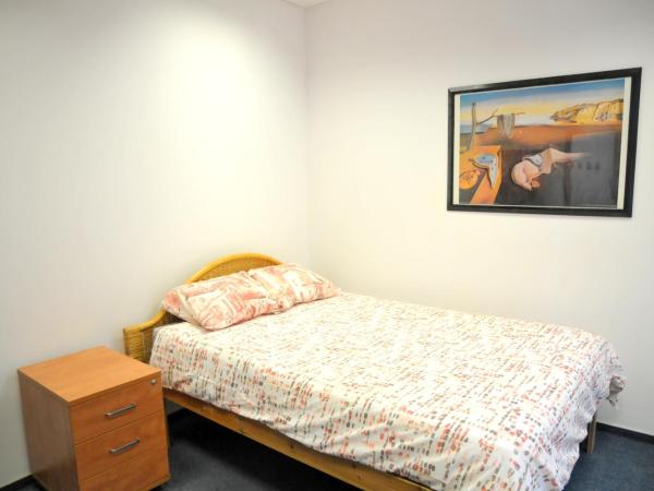 Erasmus Rooms Economic- 24h self check-in : photo 2 de la chambre chambre double Économique