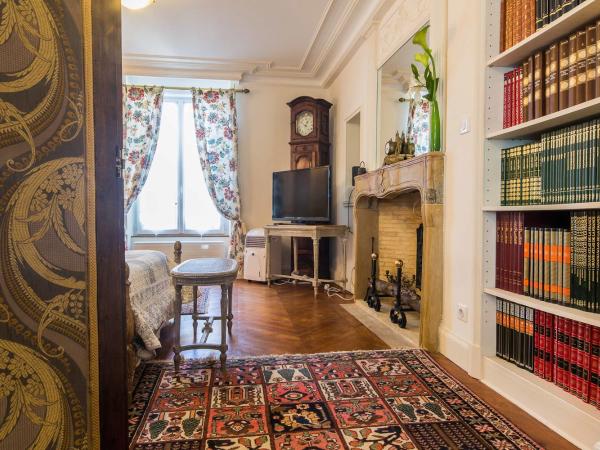 Chambre d'hôtes Le Petit Tertre : photo 3 de la chambre appartement - renaissance
