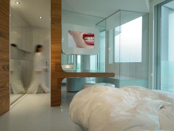 i-Suite Hotel : photo 4 de la chambre suite - vue sur mer