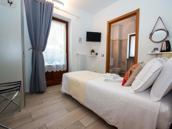 B&B Pousada Rio Aosta-servizi di Bed and breakfast : photo 3 de la chambre chambre simple confort