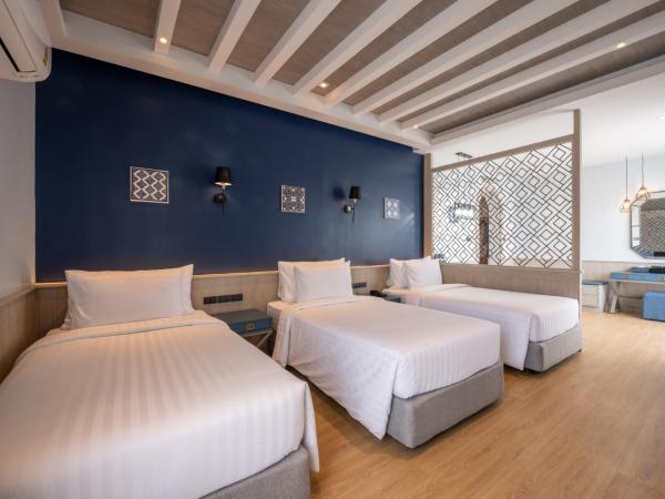 Seabed Grand Hotel Phuket - SHA Extra Plus : photo 2 de la chambre chambre triple deluxe