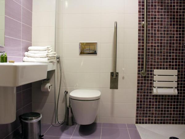 Philoxenia Hotel & Studios : photo 5 de la chambre studio - accessible aux personnes à mobilité réduite 