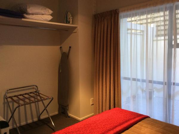 Marksman Motor Inn : photo 8 de la chambre suite 2 chambres