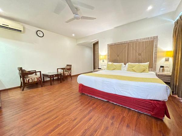 Surasena Regal Vista Agra : photo 3 de la chambre chambre deluxe double ou lits jumeaux