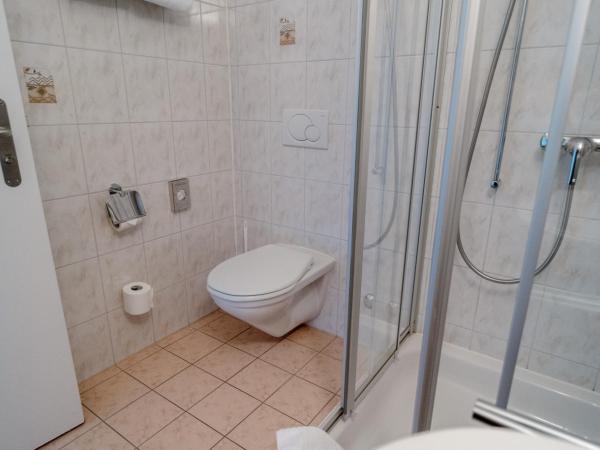 Parkhotel Emmaus - Casa del Sole : photo 2 de la chambre double room with balcony and garden view