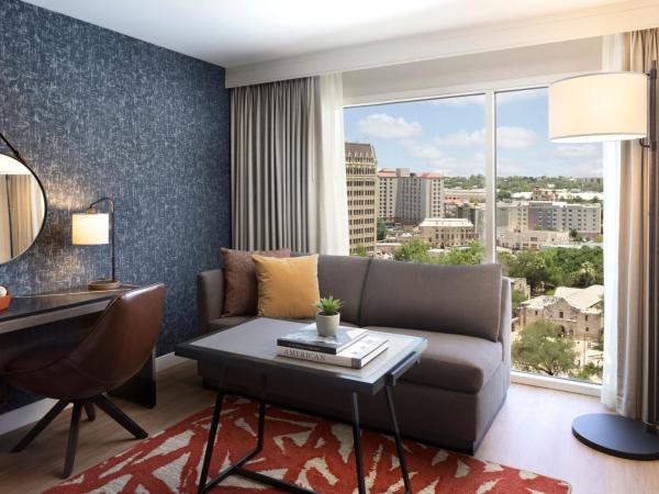 Hyatt Regency San Antonio Riverwalk : photo 8 de la chambre chambre lit king-size avec vue