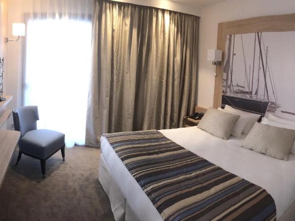 DAVIA Hotel : photo 9 de la chambre chambre double supérieure - vue sur mer