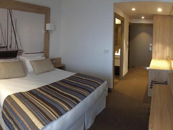 DAVIA Hotel : photo 6 de la chambre chambre double supérieure - vue sur mer