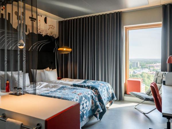 Solo Sokos Hotel Torni Tampere : photo 2 de la chambre chambre lits jumeaux supérieure