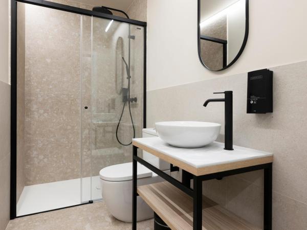 URBAIA ROOMS : photo 5 de la chambre petite chambre double