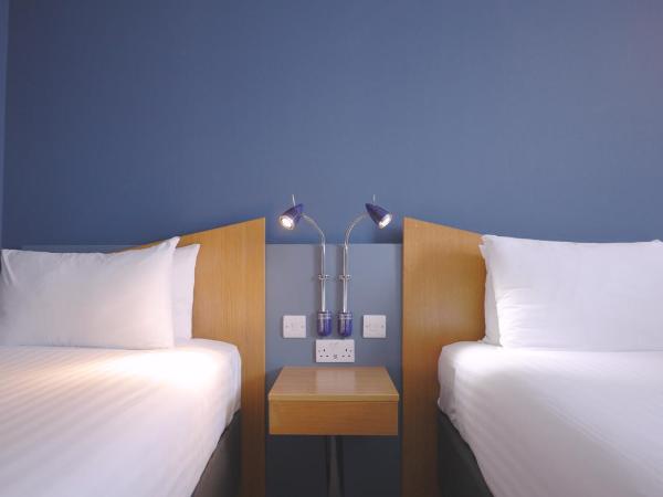 Holiday Inn Express Aberdeen City Centre, an IHG Hotel : photo 1 de la chambre chambre lits jumeaux standard