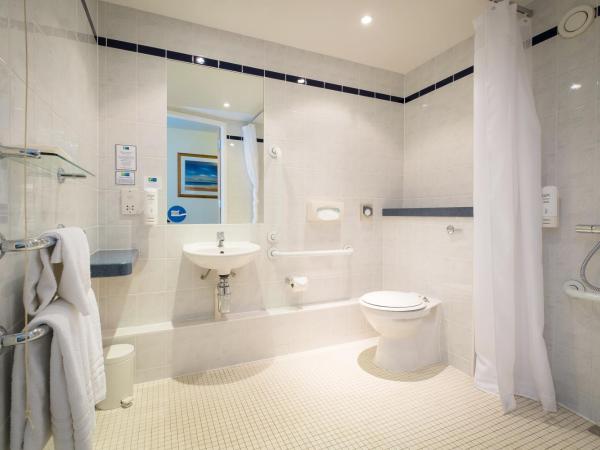 Holiday Inn Express Aberdeen City Centre, an IHG Hotel : photo 4 de la chambre chambre double - accessible aux personnes à mobilité réduite