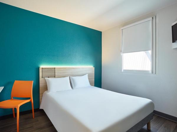 hotelF1 Metz Actipole : photo 3 de la chambre chambre cabrio avec salle de bains privative (2 adultes)
