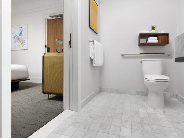 The James New York - NoMad : photo 4 de la chambre chambre lit queen-size - accessible aux personnes à mobilité réduite