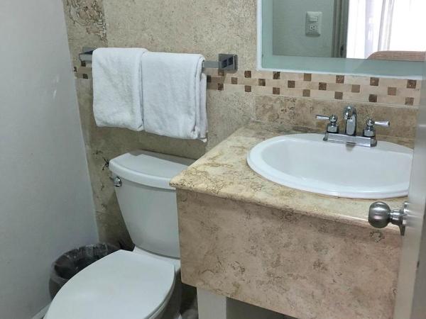 Hotel Ruah : photo 6 de la chambre chambre standard lit queen-size