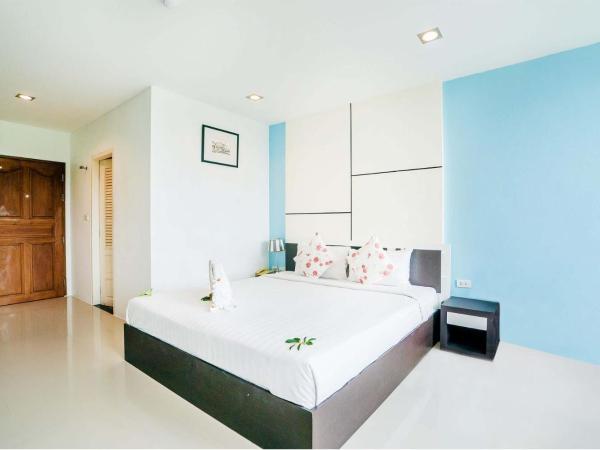 CA Hotel and Residence Phuket - SHA Extra Plus : photo 2 de la chambre chambre double deluxe