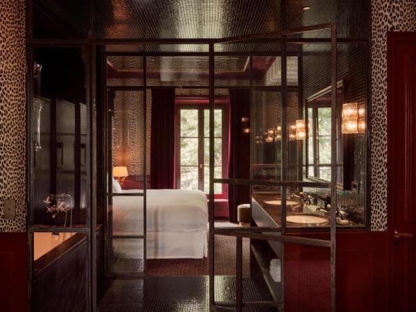 Hôtel Particulier Montmartre : photo 2 de la chambre suite léopardes paresseuses