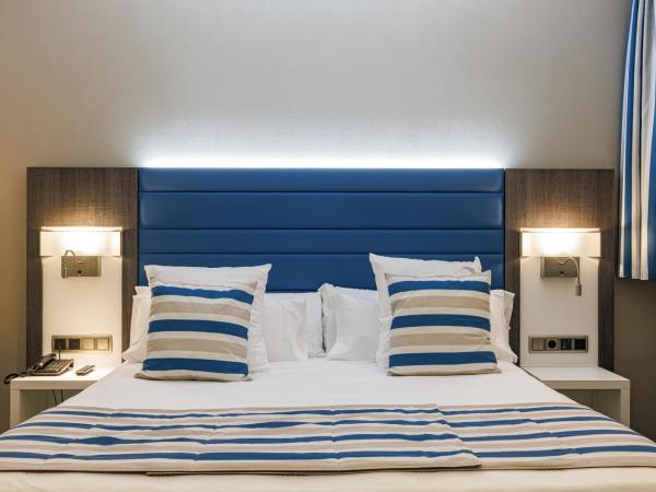 Hotel Ronda Lesseps : photo 6 de la chambre petite chambre simple - rez-de-chaussée