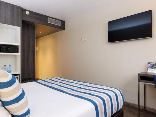 Hotel Ronda Lesseps : photo 3 de la chambre chambre double supérieure