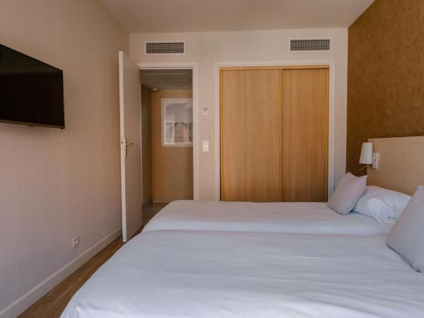 Résidence Châteauneuf : photo 9 de la chambre appartement 1 chambre standard avec terrasse