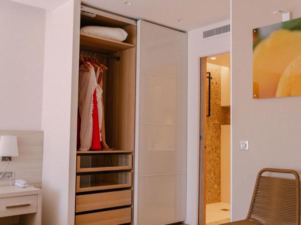 Résidence Châteauneuf : photo 5 de la chambre studio (3 adultes)