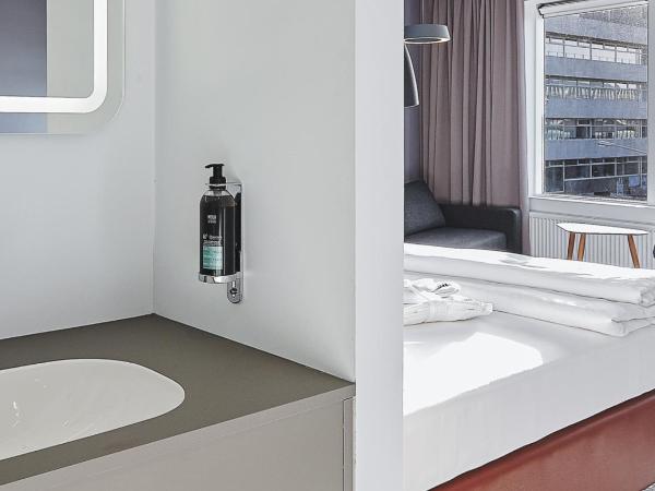 Midgardur by Center Hotels : photo 6 de la chambre chambre double/lits jumeaux deluxe avec accès au spa