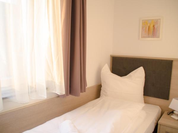 Alpha & Omega Hotel : photo 7 de la chambre chambre simple