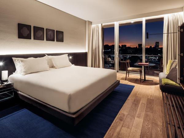 SLS Buenos Aires Puerto Madero : photo 3 de la chambre chambre lit king-size supérieure avec vue