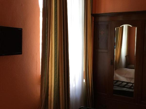 Hotel Galleria : photo 7 de la chambre chambre double