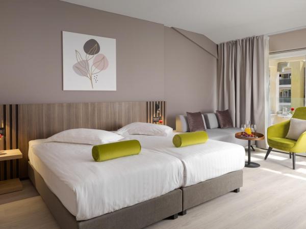 Residence Garden Istra Plava Laguna : photo 3 de la chambre chambre premium avec balcon - côté piscine