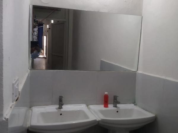 Abuzz OxfordCaps, Genome Valley Hyderabad : photo 5 de la chambre lits superposés dans dortoir masculin 