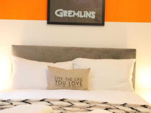 St Peter's Shared House : photo 1 de la chambre chambre double avec salle de bains commune