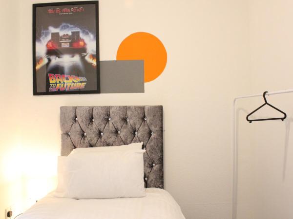 St Peter's Shared House : photo 3 de la chambre chambre simple standard avec salle de bains commune