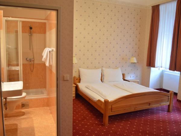 Pension Walzerstadt : photo 4 de la chambre chambre double