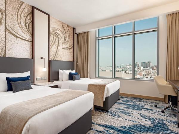 Wyndham Dubai Deira : photo 8 de la chambre executive twin room with city view and happy hour