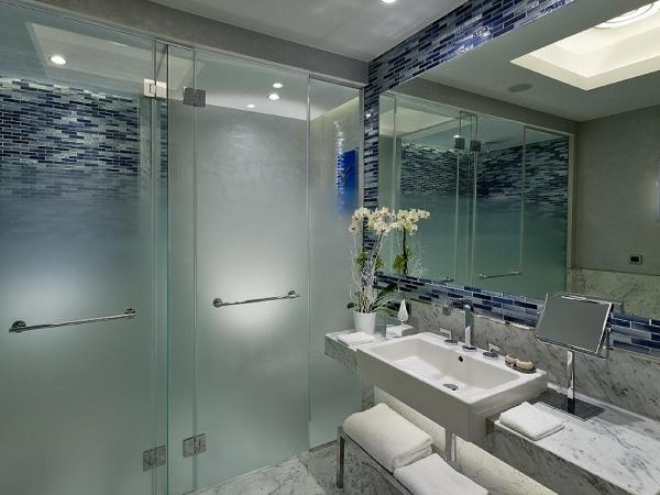 The Grand Tarabya Hotel : photo 1 de la chambre suite junior de luxe - vue sur port de plaisance