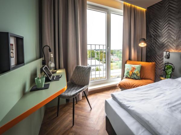 LOGINN Hotel Berlin Airport : photo 3 de la chambre chambre double supérieure