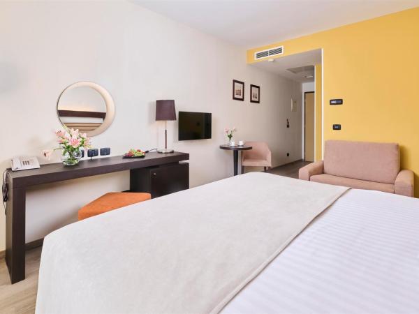Hotel Garden Istra Plava Laguna : photo 3 de la chambre chambre premium avec balcon - côté piscine